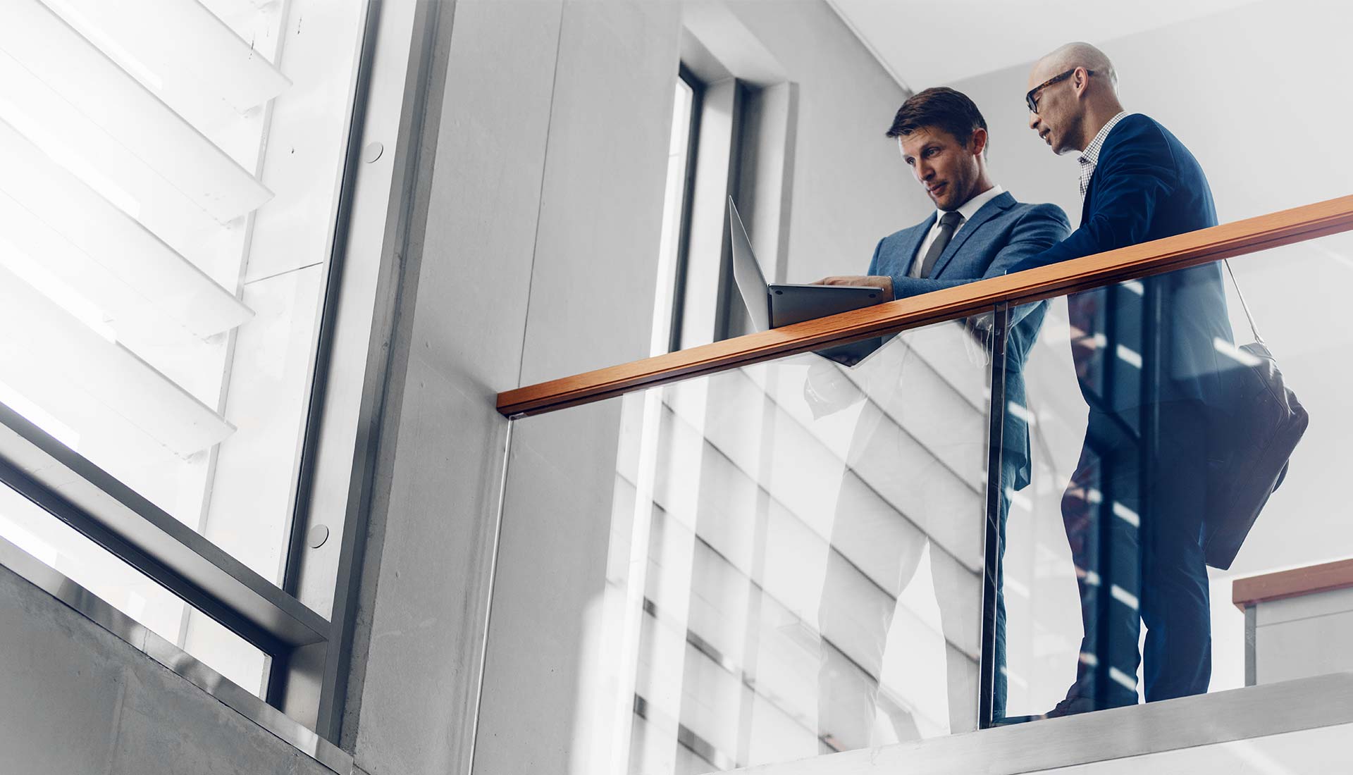 h6-background-img-03